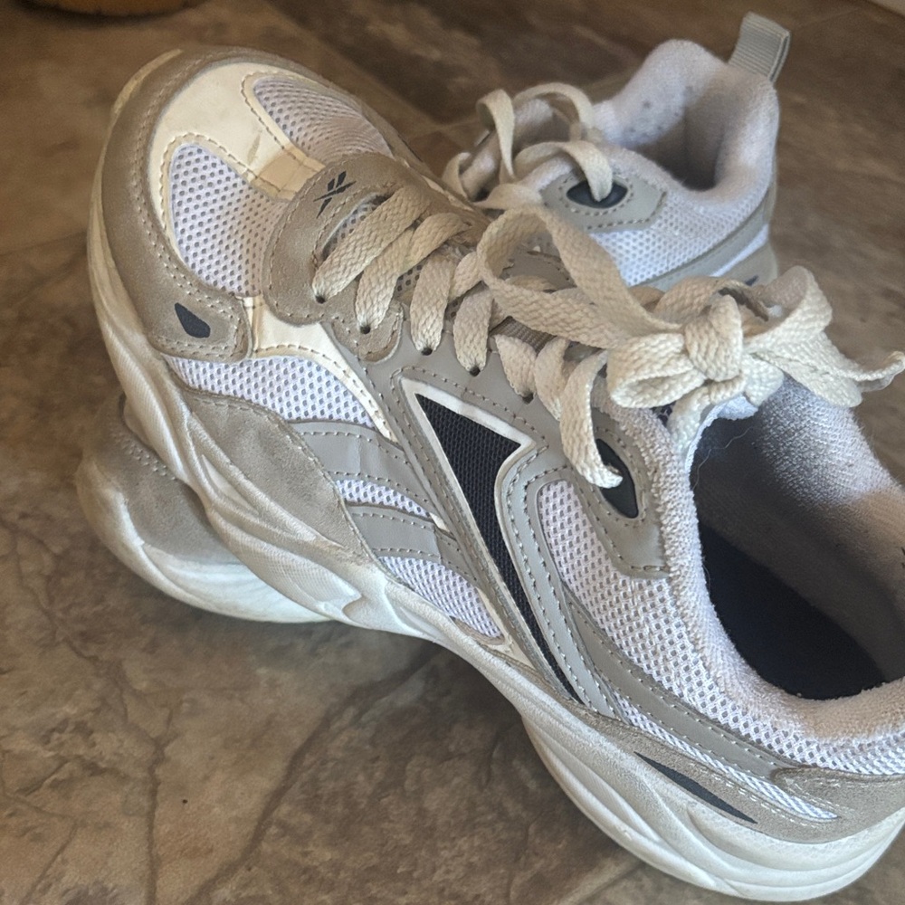 Reebok Kids Sneakers - White and Gray